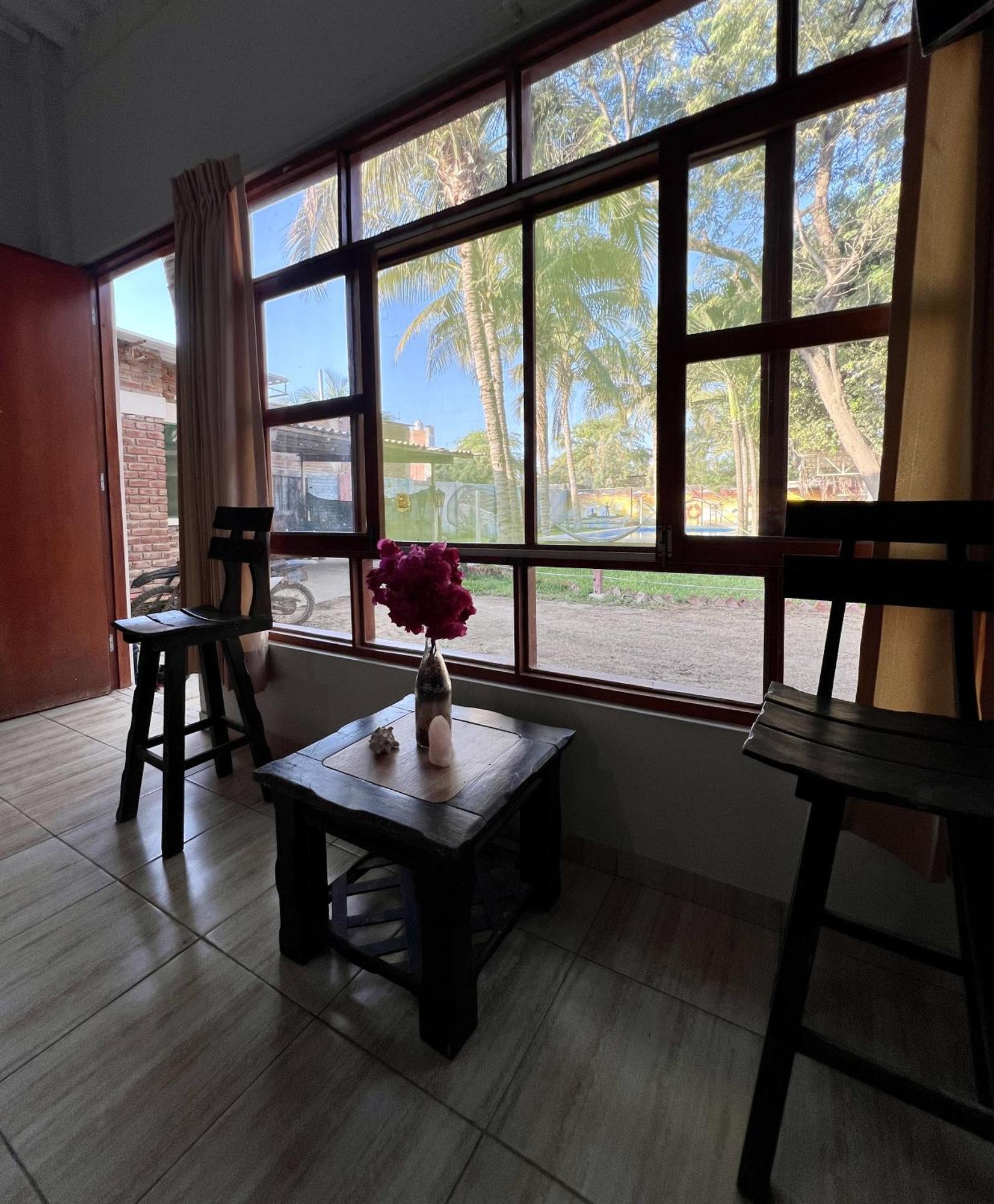 Stone House Mancora Hostel ภายนอก รูปภาพ