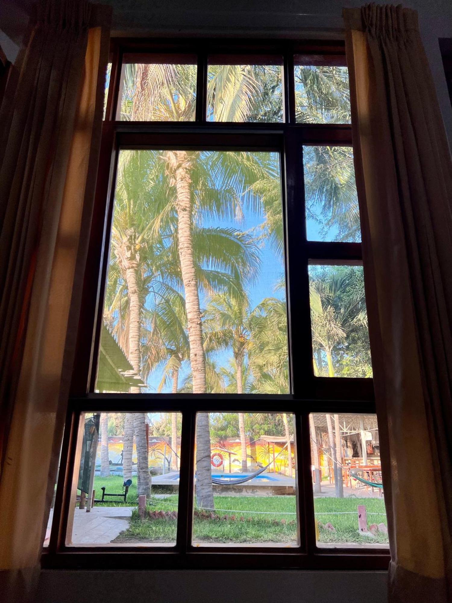 Stone House Mancora Hostel ภายนอก รูปภาพ