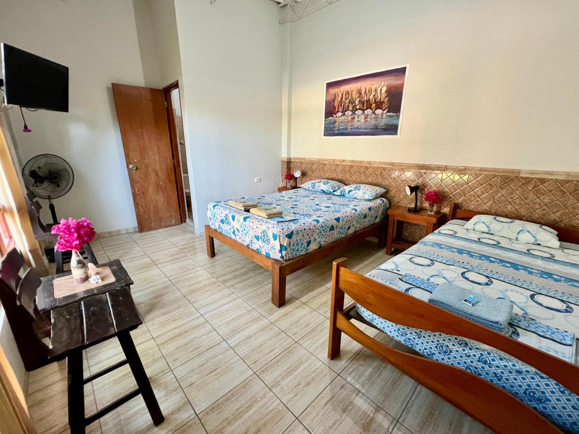 Stone House Mancora Hostel ภายนอก รูปภาพ
