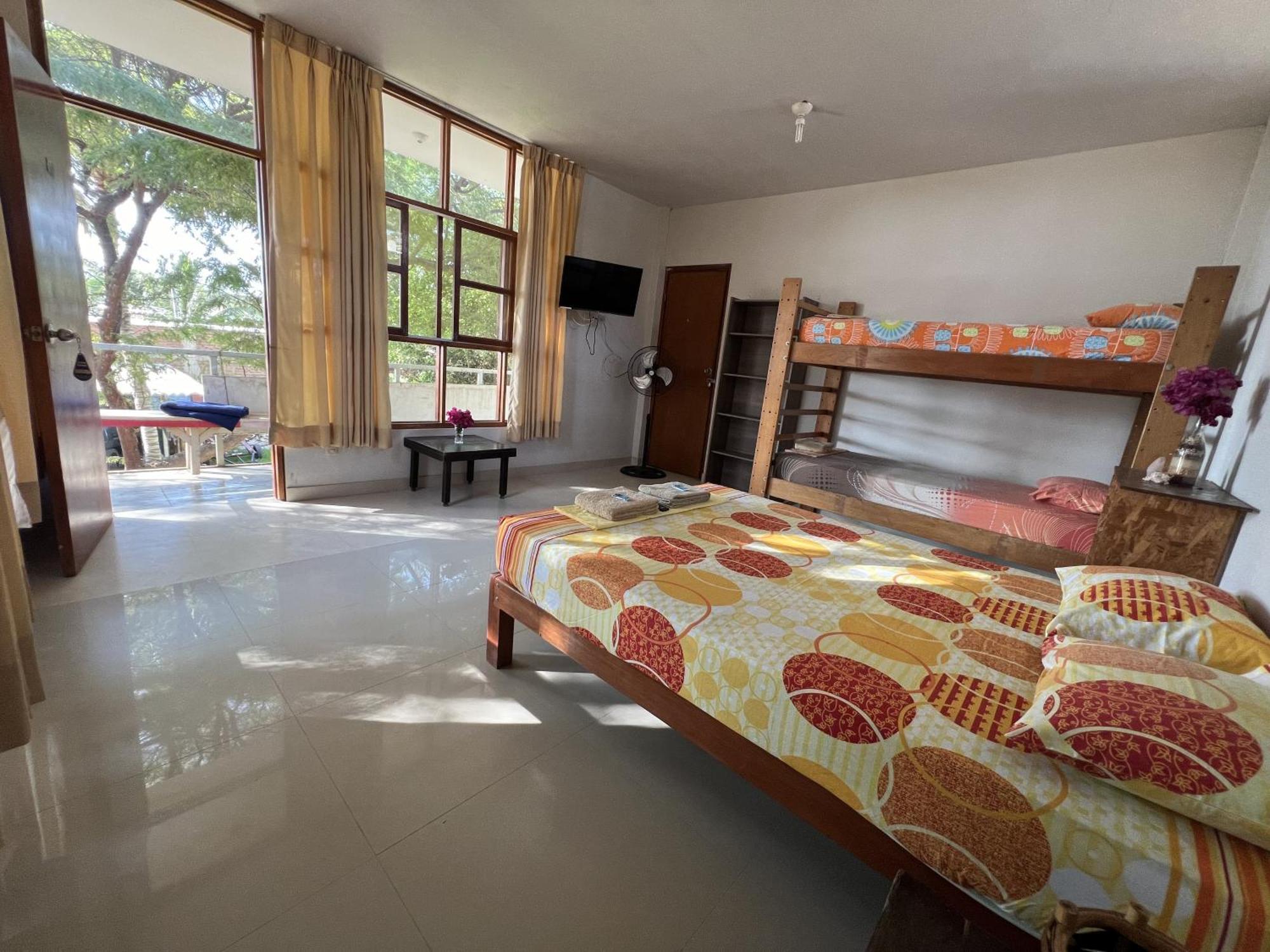Stone House Mancora Hostel ภายนอก รูปภาพ